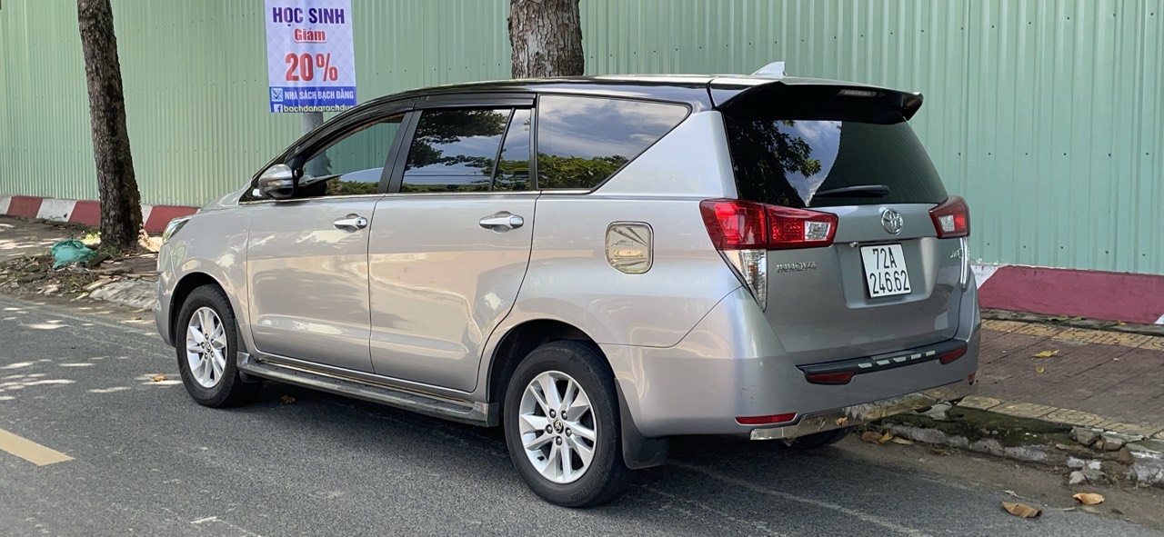 Cho thuê xe du lịch 7 chổ tại phú mỹ